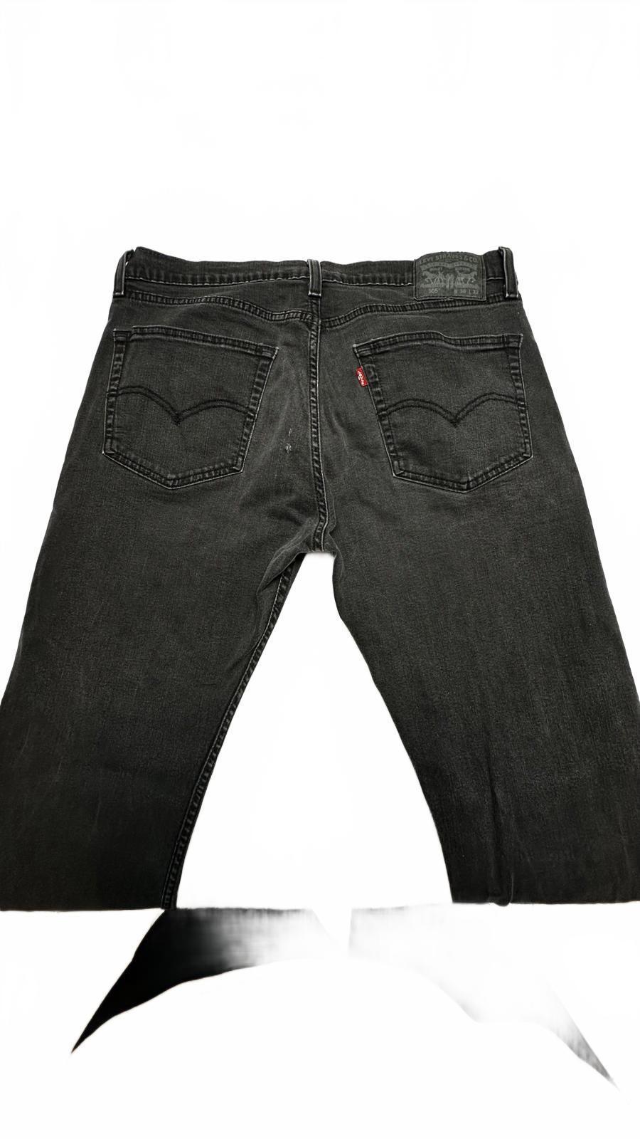 Levi's Black Denim Jeans - Classic Fit 36/32