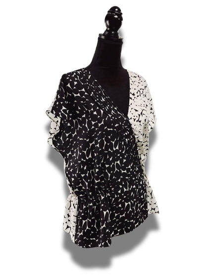 New York & Company Leopard Print Flutter Sleeve Top Blouse Cheetah Star Lining M