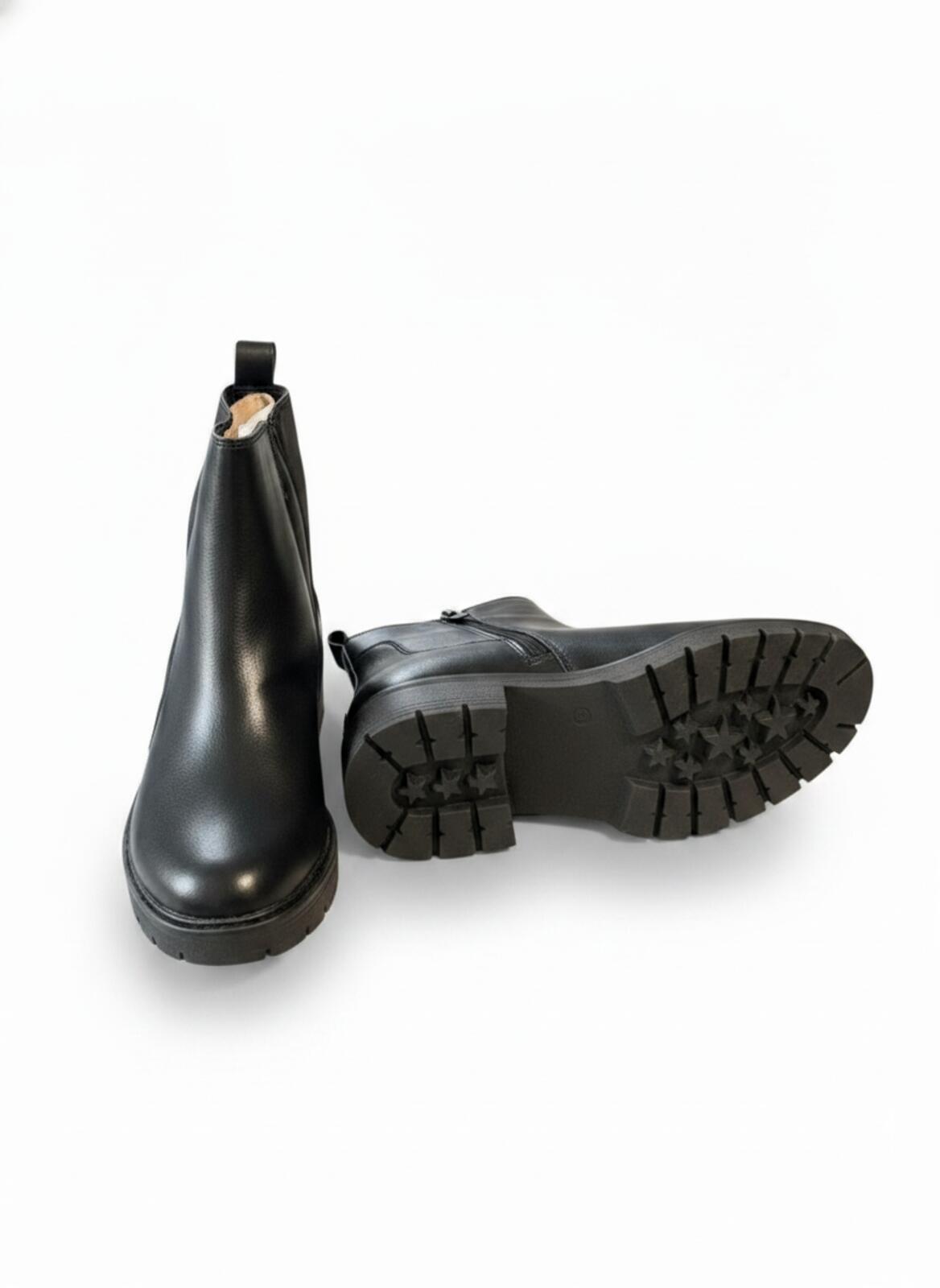 Chic Black Lug Sole Chelsea Ankle Boots Girls multiple sizes
