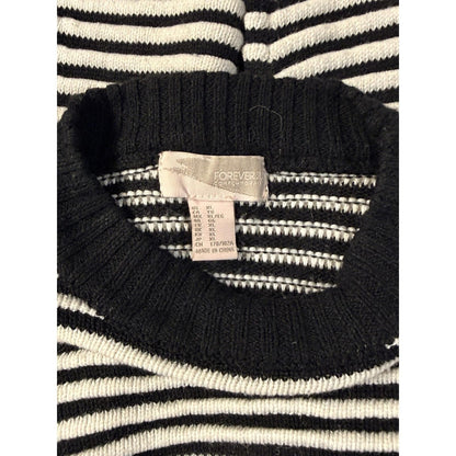Forever 21 Women’s Black White Striped Sweater Size XL Oversized Knit Sweater