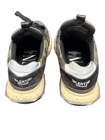 Valentino Garavani Camouflage Low Top Sneakers Mens 43 US 10 italy