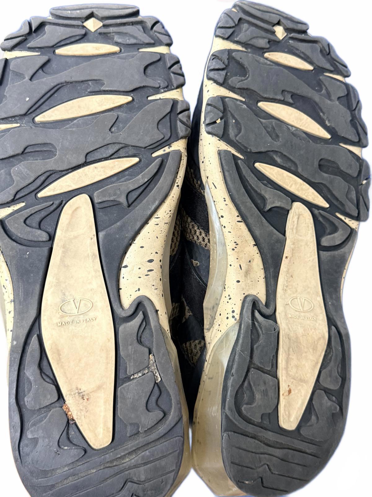 Valentino Garavani Camouflage Low Top Sneakers Mens 43 US 10 italy