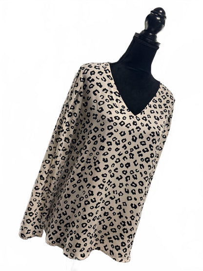 LOFT Leopard Print V-Neck Blouse Long Sleeve Animal Print Top Tan Black Size L