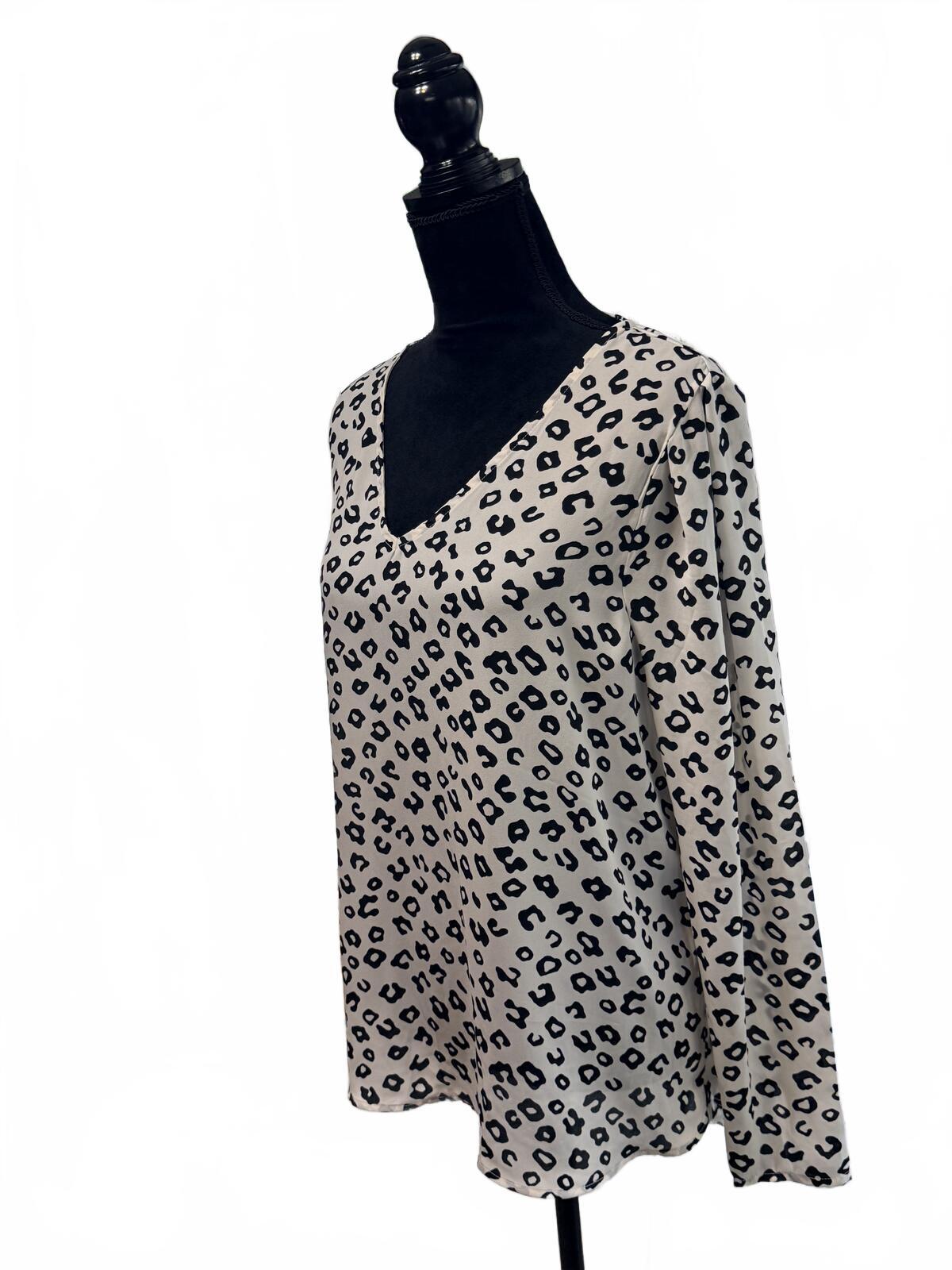 LOFT Leopard Print V-Neck Blouse Long Sleeve Animal Print Top Tan Black Size L