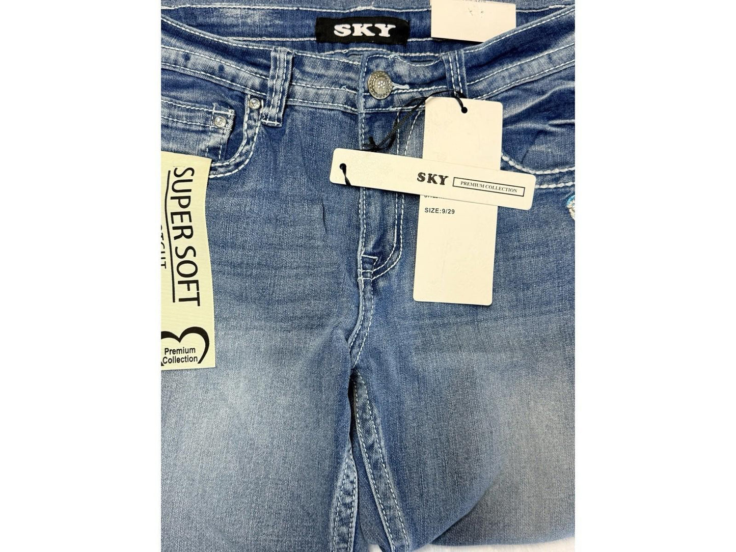 SKY Premium Bootcut Jeans Womens 9 Embroidered Winged Heart Pockets Super Soft