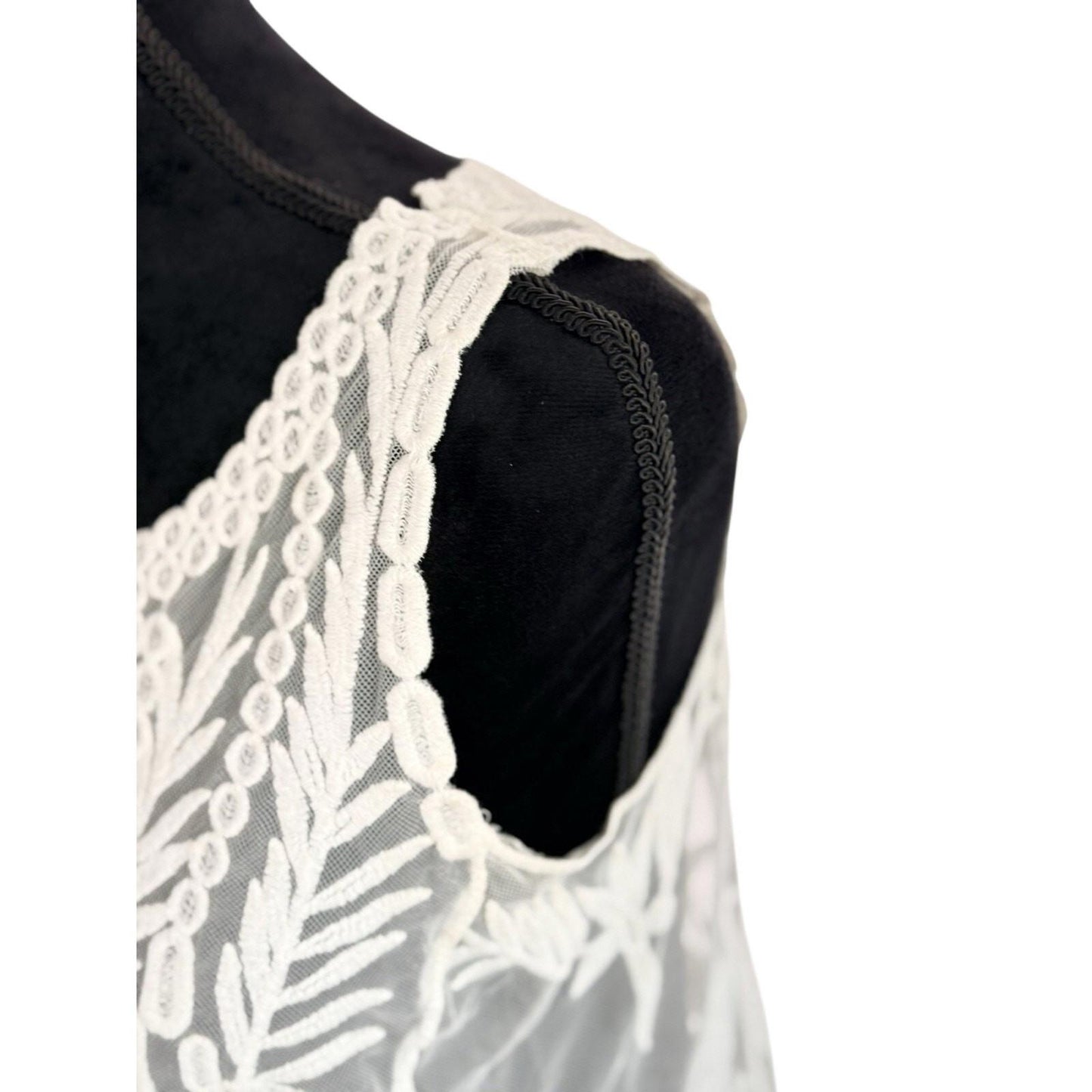 Laundry by Shelli Segal Women's Lace Y2K Boho Festival Sheer Tank Top